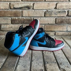 Wmns leather Air Jordan 1 High OG ‘UNC To Chicago’